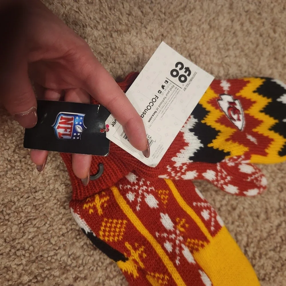 NWT Kansas City‎ Chiefs Foco Mittens- One Size